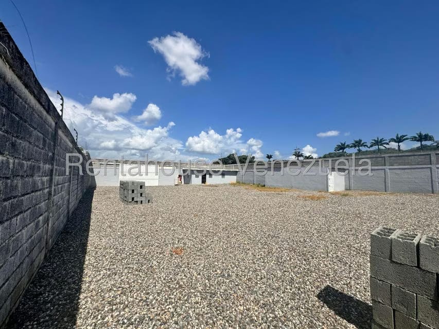 Terreno (Industrial) en Venta en La Montanita, Lara - 16