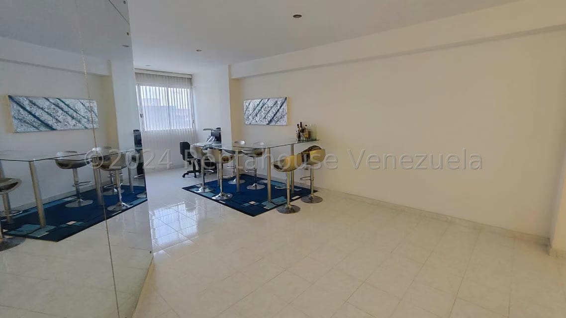 Apartamento (1 Nivel) en Venta en Centro, Aragua - 5