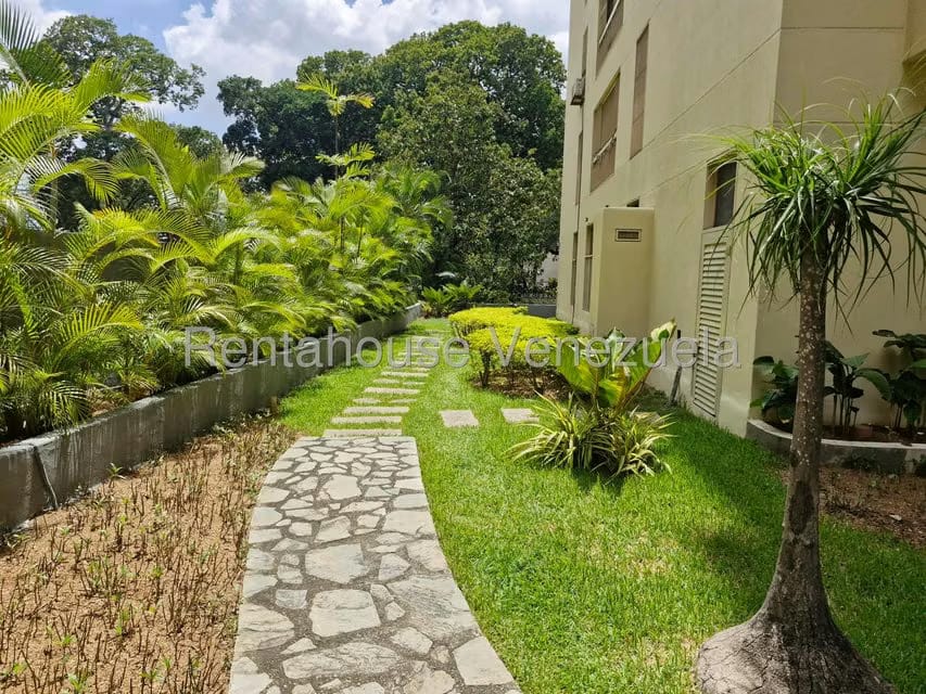 Apartamento (1 Nivel) en Venta en Campo Alegre, Distrito Metropolitano - 24