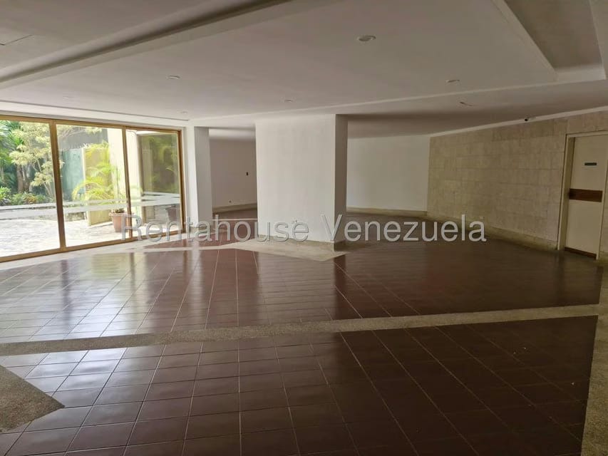 Apartamento (1 Nivel) en Venta en Campo Alegre, Distrito Metropolitano - 4