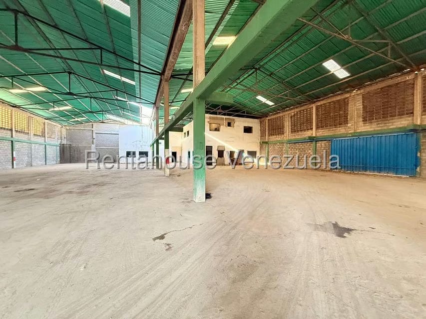 Comercial (Galpon - Deposito) en Venta en Zona Oeste, Lara - 6