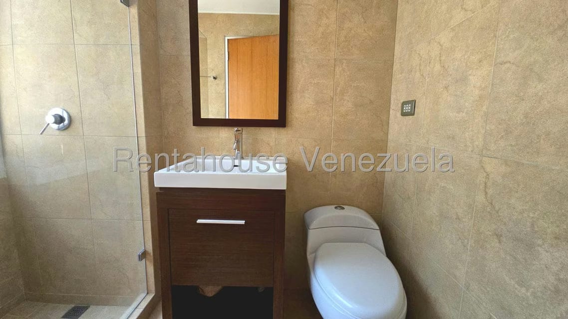 Apartamento (1 Nivel) en Venta en San Roman, Distrito Metropolitano - 39