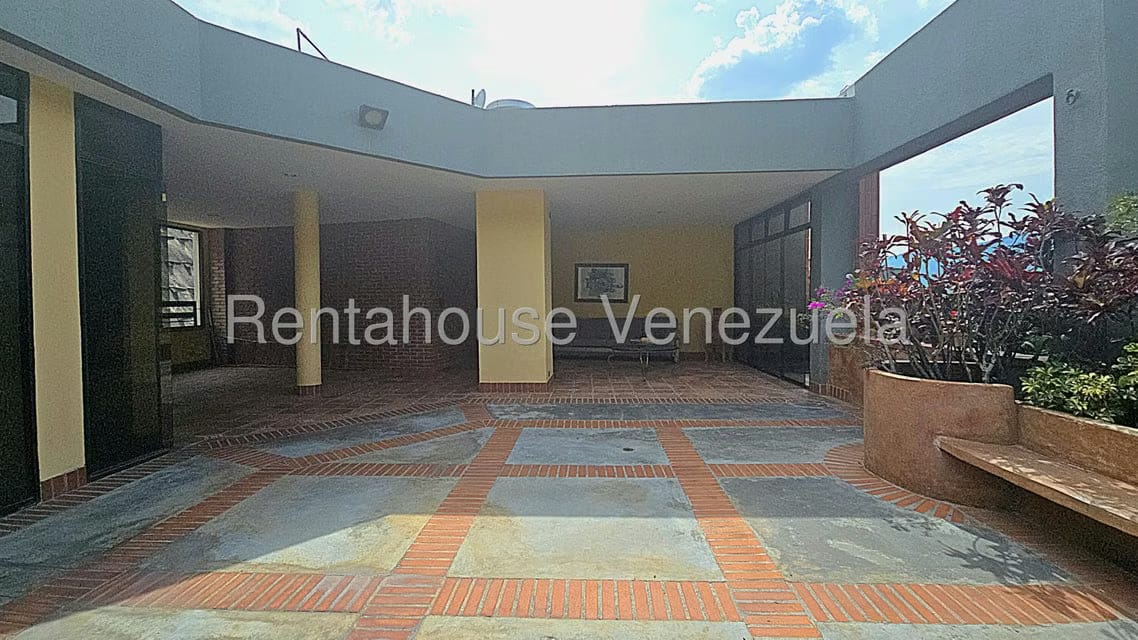 Apartamento (1 Nivel) en Venta en San Roman, Distrito Metropolitano - 47