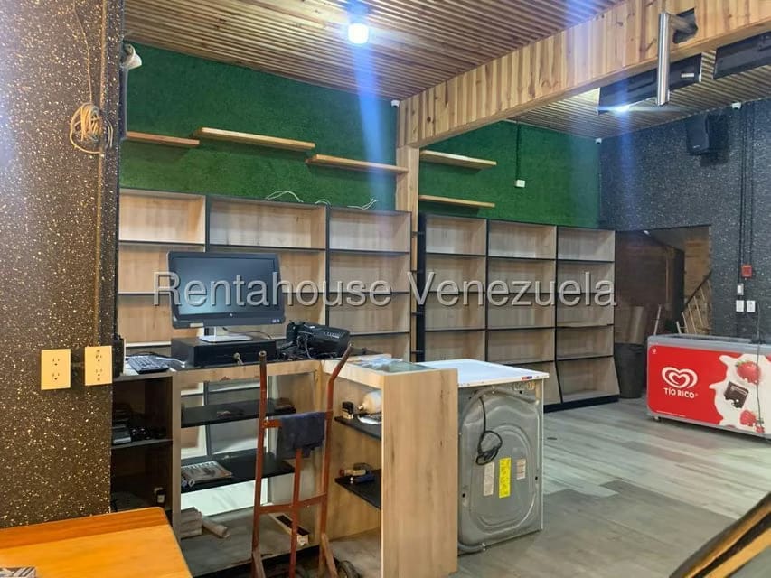 Comercial (Local Comercial) en Alquiler en El Paraiso, Distrito Metropolitano - 3