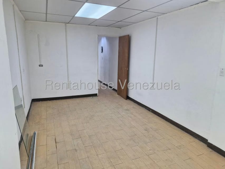 Comercial (Oficina) en Alquiler en Mariperez, Distrito Metropolitano - 16