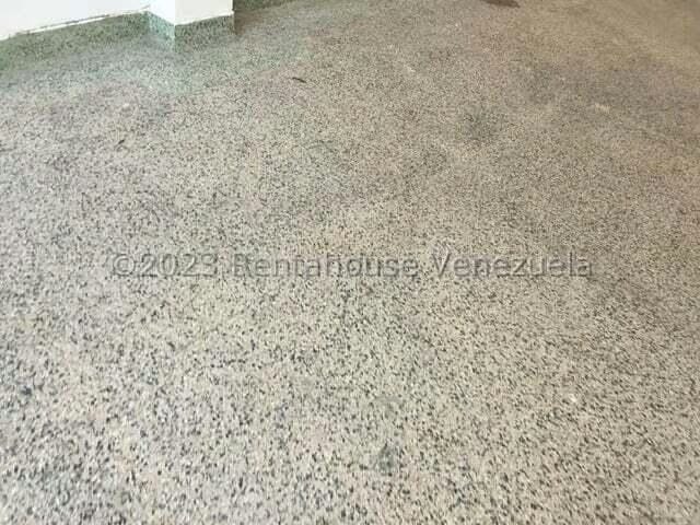 Comercial (Local Comercial) en Alquiler en San Bernardino, Distrito Metropolitano - 13