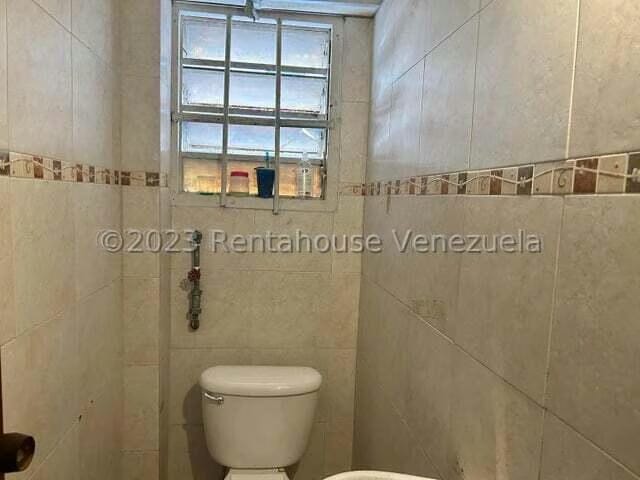 Comercial (Local Comercial) en Alquiler en San Bernardino, Distrito Metropolitano - 20