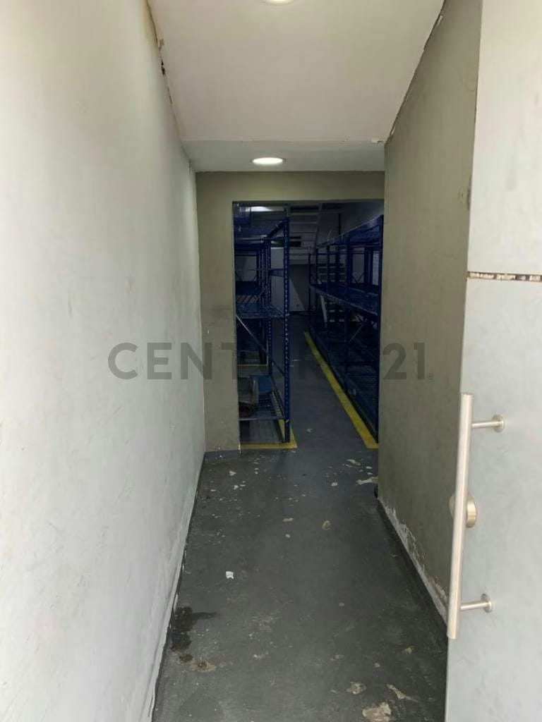 Local Comercial en Venta - 9