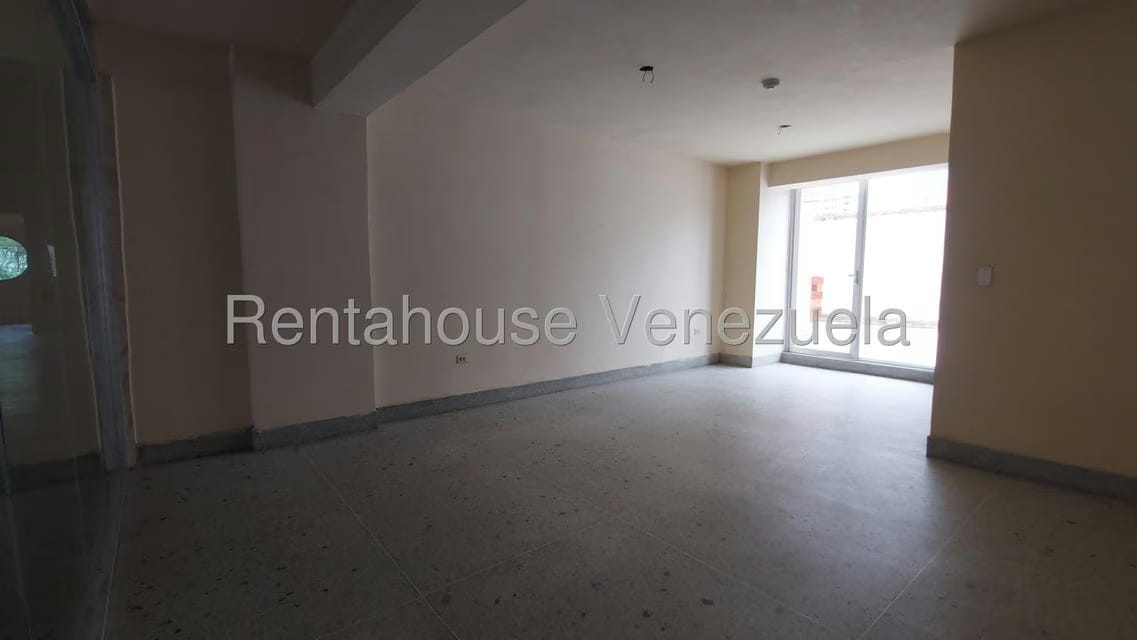 Comercial (Oficina) en Alquiler en Las Acacias, Carabobo - 3
