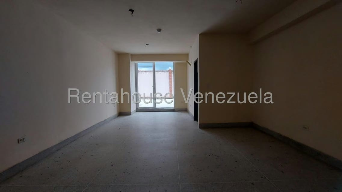 Comercial (Oficina) en Alquiler en Las Acacias, Carabobo - 4