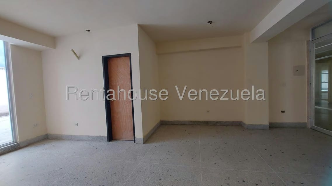 Comercial (Oficina) en Alquiler en Las Acacias, Carabobo - 6