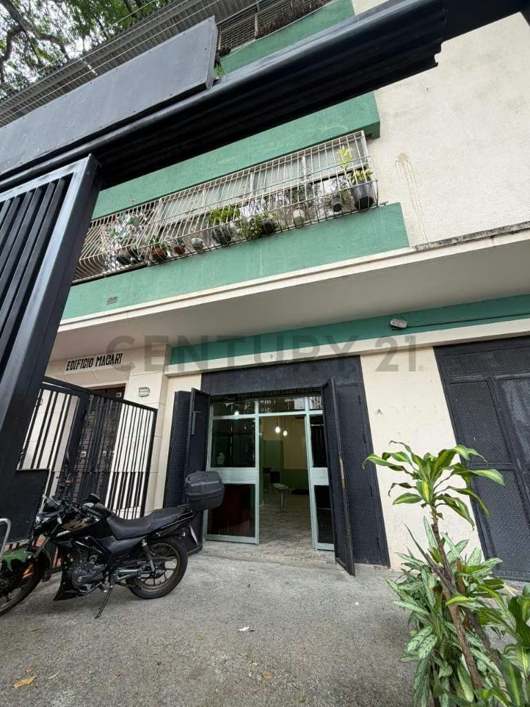 Local Comercial en alquiler pie de calle San bernardino 57mts2 - 2