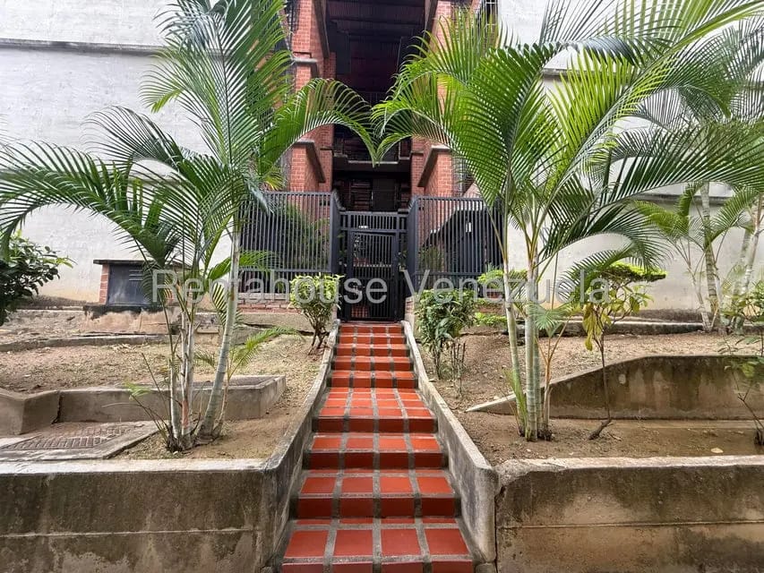 Apartamento (Planta Baja) en Alquiler en Nueva Casarapa, Miranda - 4