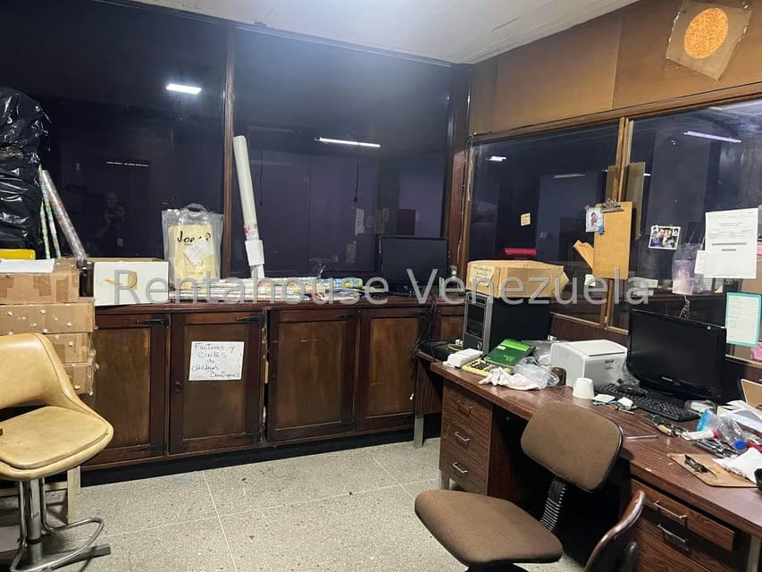 Comercial (Local Comercial) en Venta en Parroquia La Candelaria, Distrito Metropolitano - 21