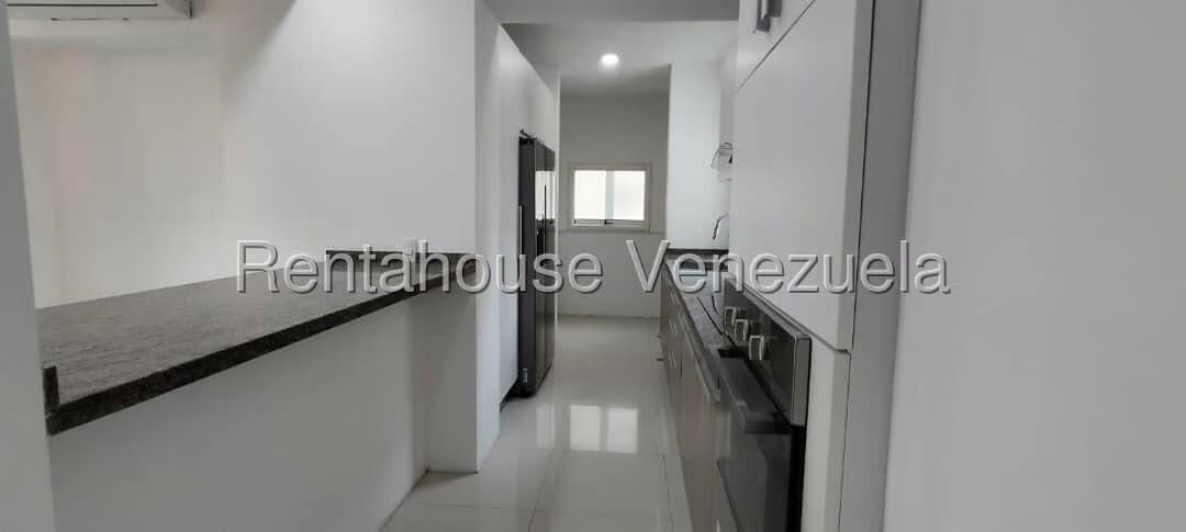 Apartamento (1 Nivel) en Venta en La Lagunita Country Club, Distrito Metropolitano - 12