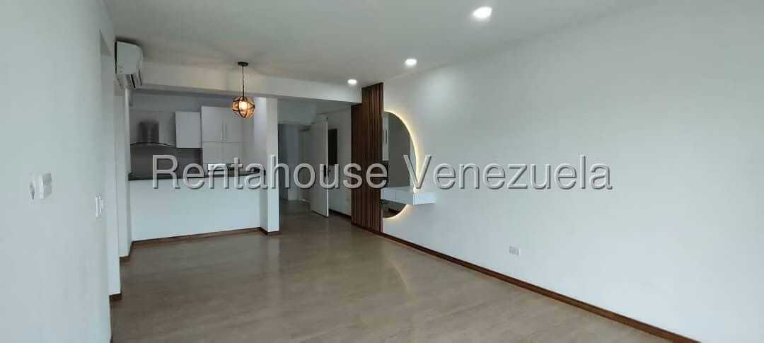 Apartamento (1 Nivel) en Venta en La Lagunita Country Club, Distrito Metropolitano - 4