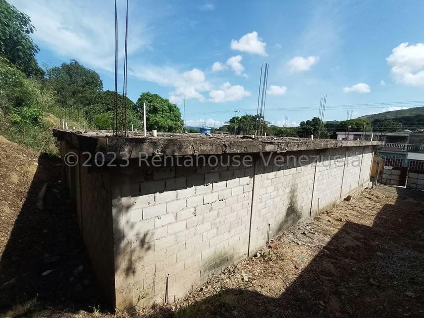 Terreno (Comercial) en Venta en Zona Centro, Aragua - 5