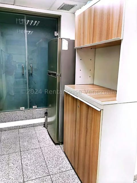 Comercial (Local Comercial) en Venta en El Rosal, Distrito Metropolitano - 13