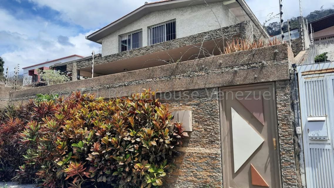 Casa (Duplex) en Venta en El Marques, Distrito Metropolitano