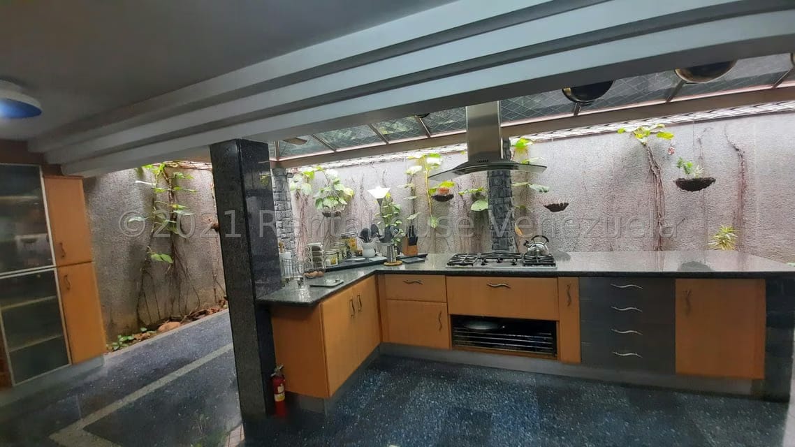 Casa (Duplex) en Venta en El Marques, Distrito Metropolitano - 3
