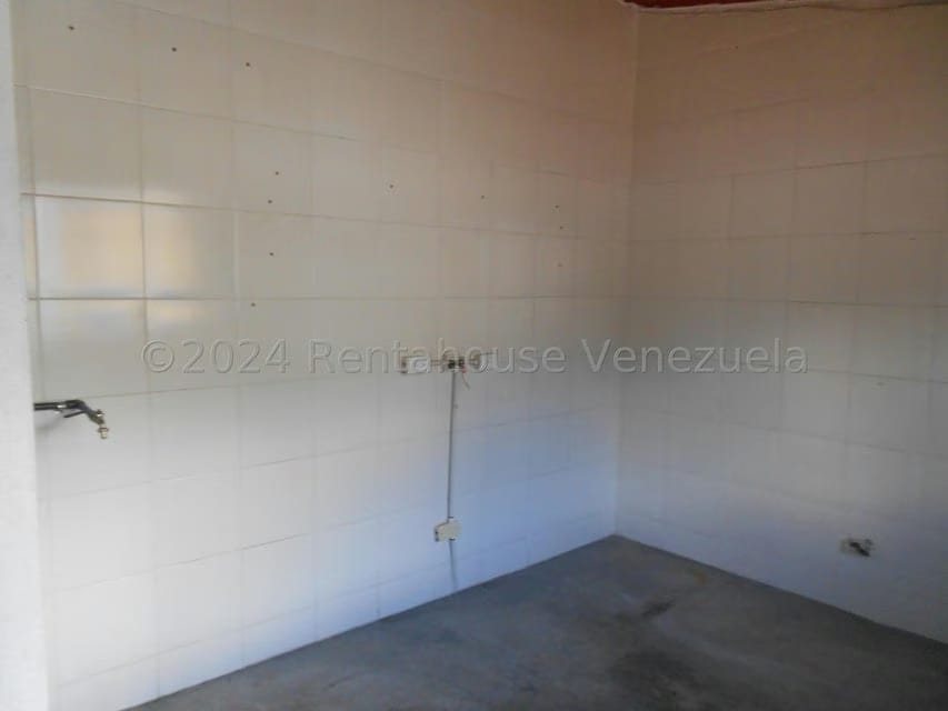 Comercial (Local Comercial) en Alquiler en El Hatillo, Distrito Metropolitano - 12