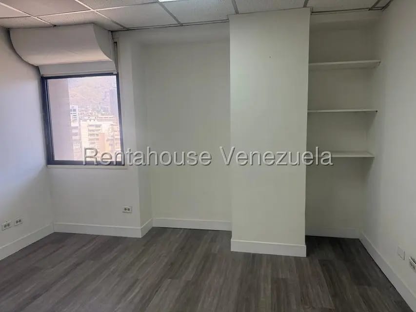Comercial (Oficina) en Alquiler en Chacao, Distrito Metropolitano - 5
