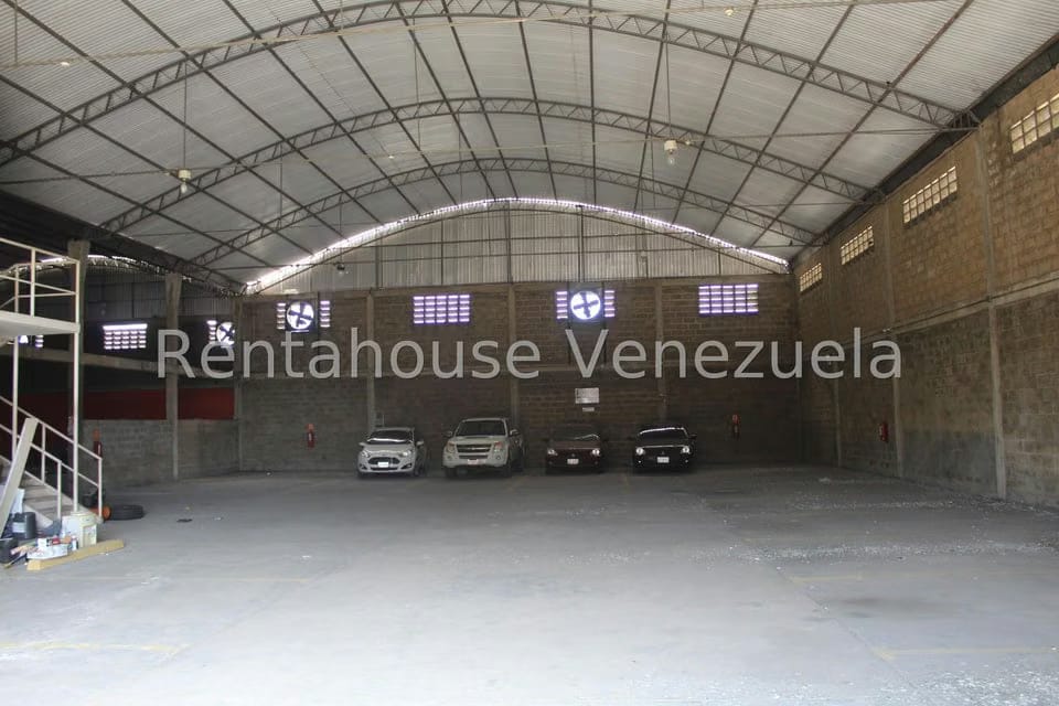 Comercial (Galpon - Deposito) en Venta en Zona Industrial, Anzoategui - 5