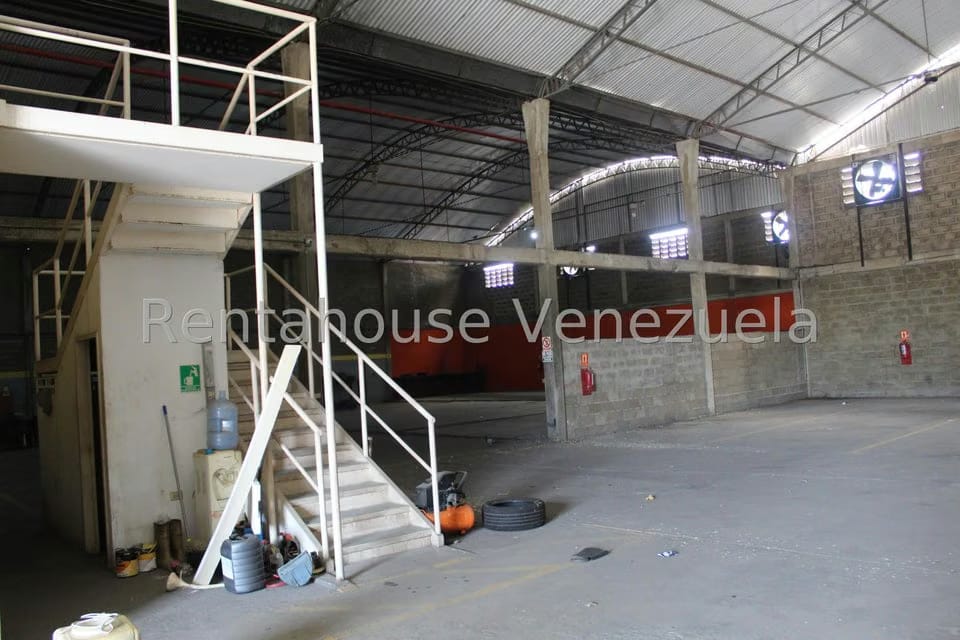 Comercial (Galpon - Deposito) en Venta en Zona Industrial, Anzoategui - 6