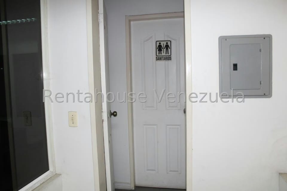 Comercial (Galpon - Deposito) en Venta en Zona Industrial, Anzoategui - 7