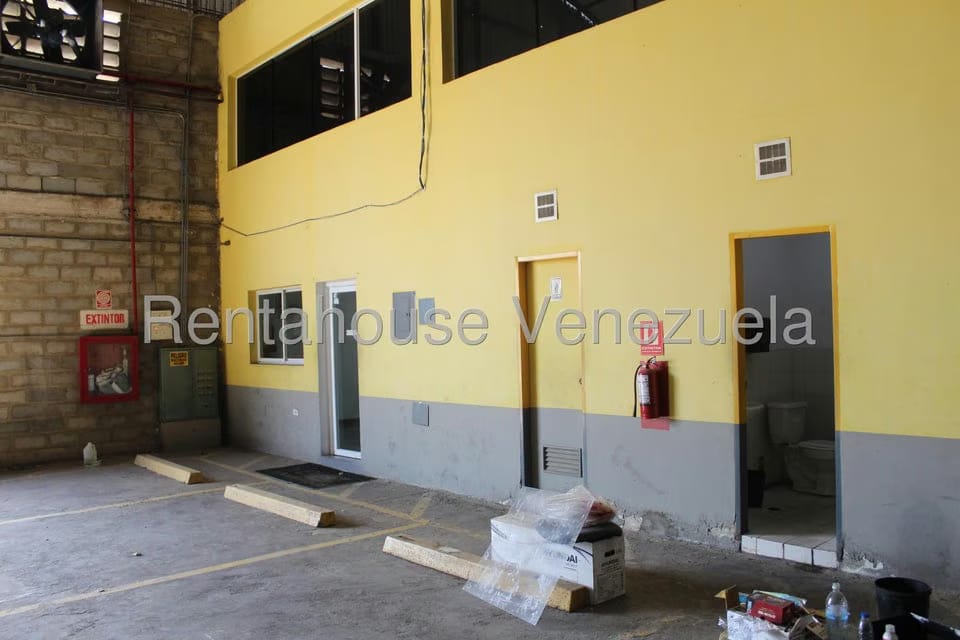 Comercial (Galpon - Deposito) en Venta en Zona Industrial, Anzoategui - 10