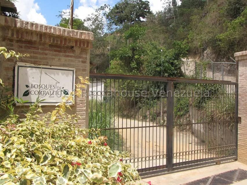 Terreno (Comercial) en Venta en La Union, Distrito Metropolitano - 2