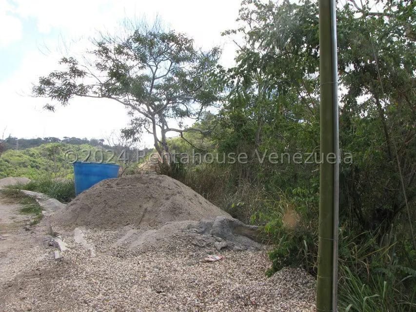 Terreno (Comercial) en Venta en La Union, Distrito Metropolitano - 5