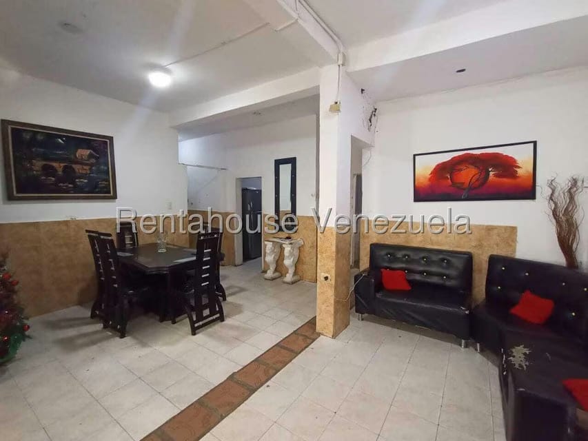 Casa (Multipes Niveles) en Venta en 23 de Enero, Aragua - 2