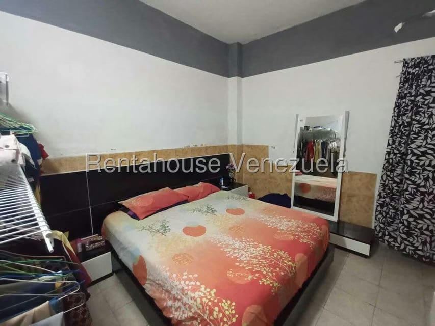 Casa (Multipes Niveles) en Venta en 23 de Enero, Aragua - 9