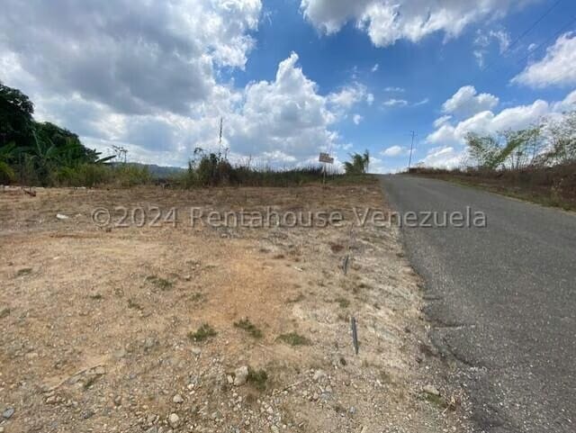 Terreno (Residencial) en Venta en Bosques de la Lagunita, Distrito Metropolitano