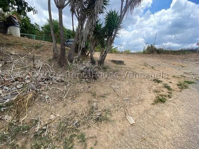 Terreno (Residencial) en Venta en Bosques de la Lagunita, Distrito Metropolitano - 2