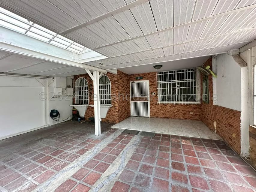 Casa (Duplex) en Venta en La Soledad, Aragua - 2