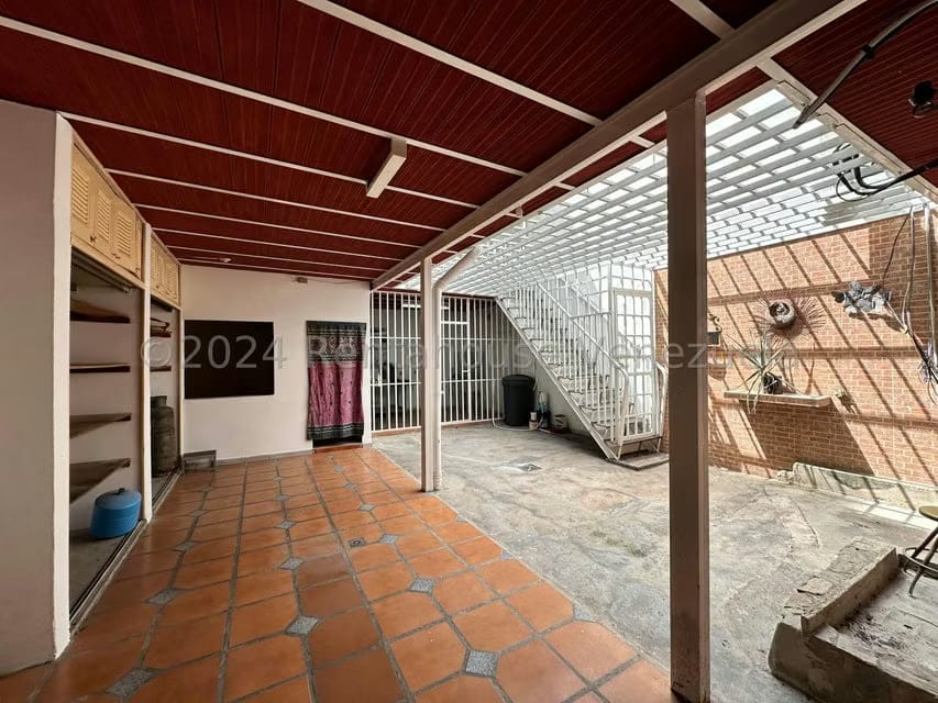 Casa (Duplex) en Venta en La Soledad, Aragua - 33