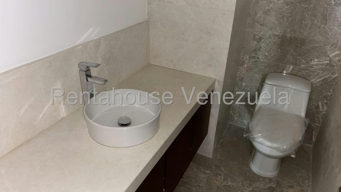 Apartamento (Multiples Niveles) en Venta en La Castellana, Distrito Metropolitano - 10