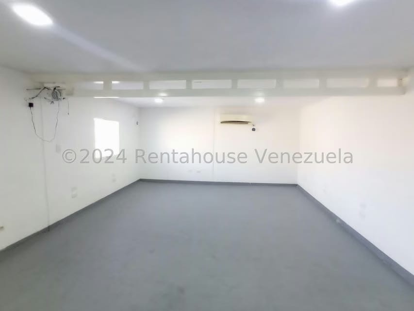 Comercial (Local Comercial) en Alquiler en Centro, Lara