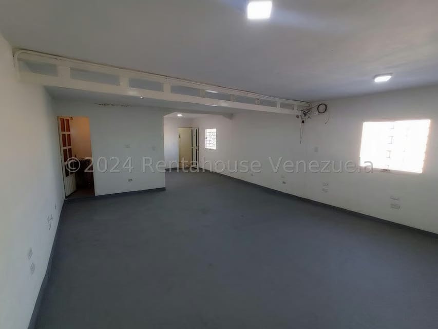 Comercial (Local Comercial) en Alquiler en Centro, Lara - 6