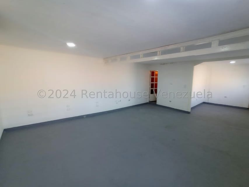 Comercial (Local Comercial) en Alquiler en Centro, Lara - 9
