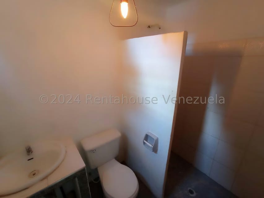 Comercial (Local Comercial) en Alquiler en Centro, Lara - 10