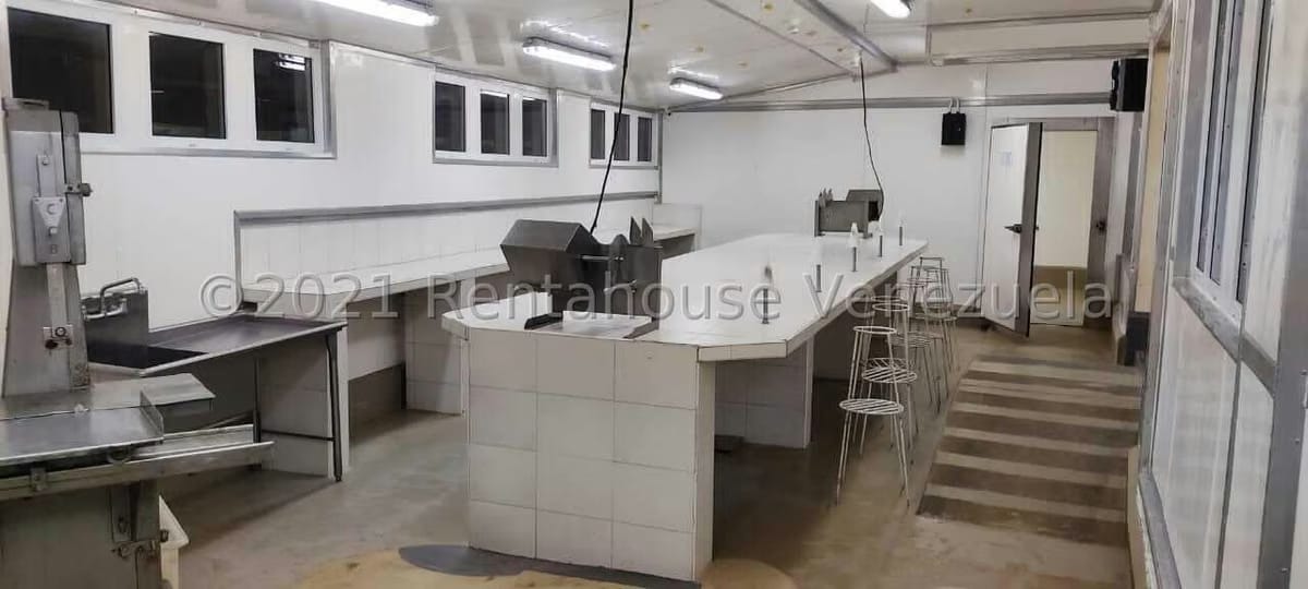 Comercial (Industrial) en Venta en Parcelamiento Cortada del guayabo, Miranda - 2
