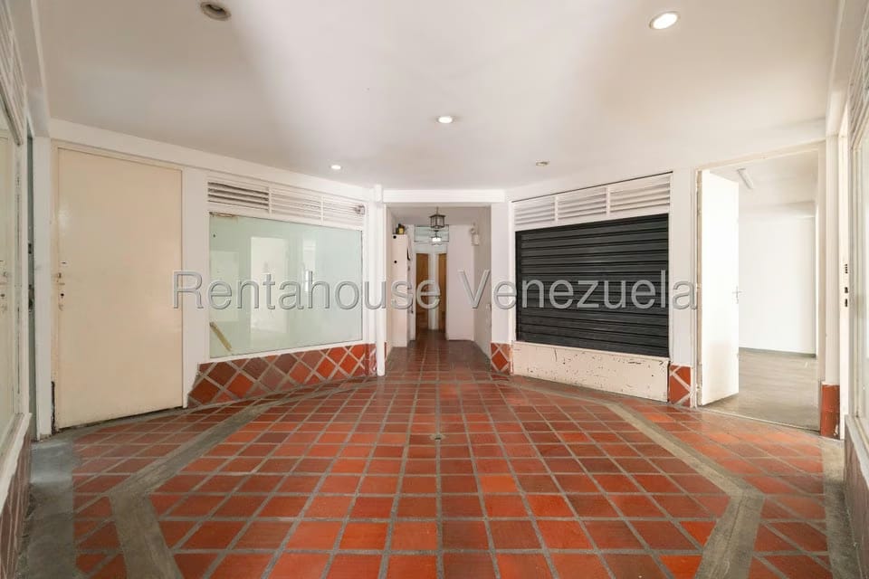 Comercial (Local Comercial) en Venta en El Hatillo, Distrito Metropolitano - 28