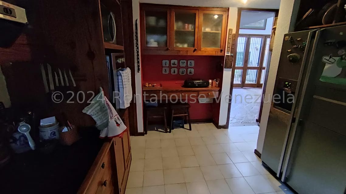 Casa (Multipes Niveles) en Venta en Oripoto, Distrito Metropolitano - 12