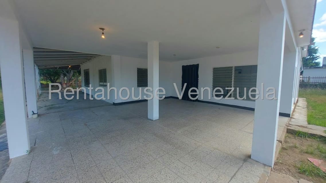 Comercial (Edificio) en Alquiler en Bello Monte, Zulia - 5