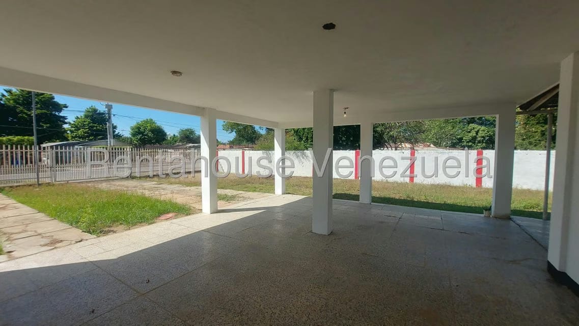 Comercial (Edificio) en Alquiler en Bello Monte, Zulia - 6