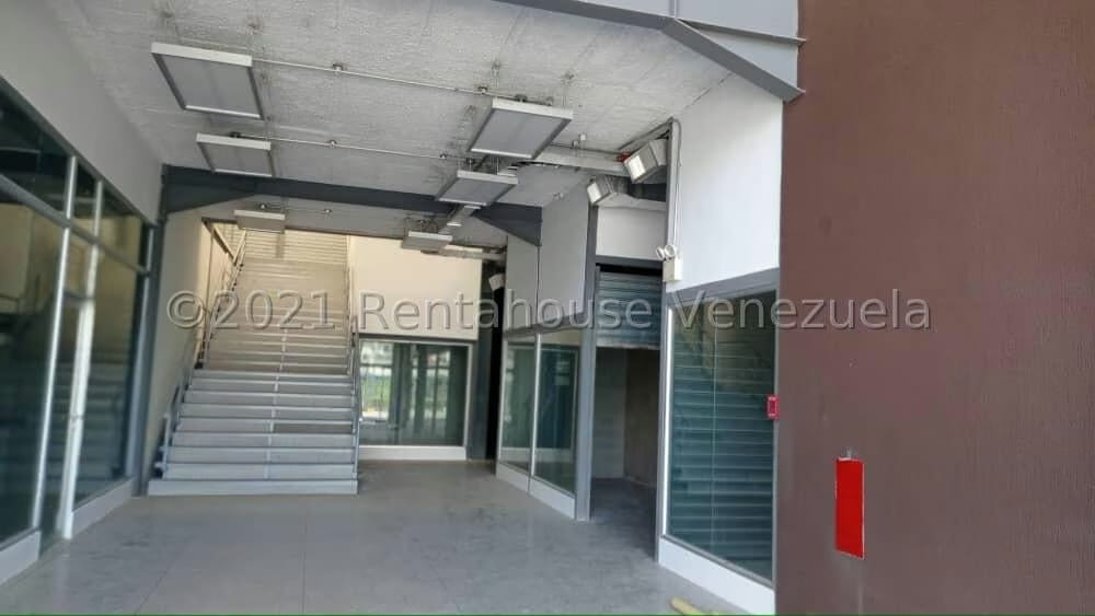 Comercial (Local Comercial) en Venta en Ave Intercomunal, Lara - 3