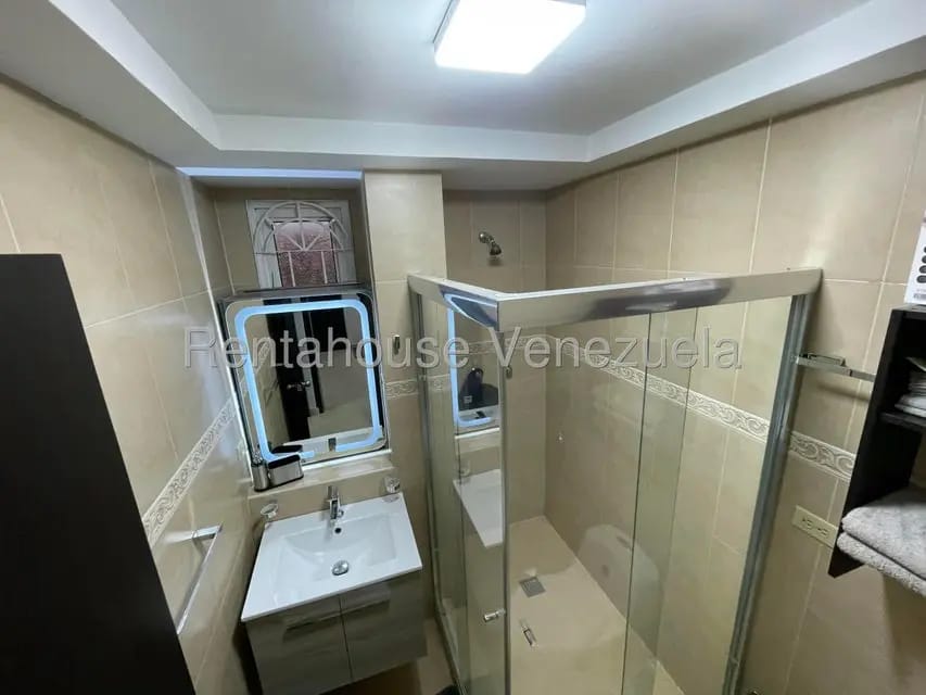 Casa (1 Nivel) en Alquiler en La N, Zulia - 13